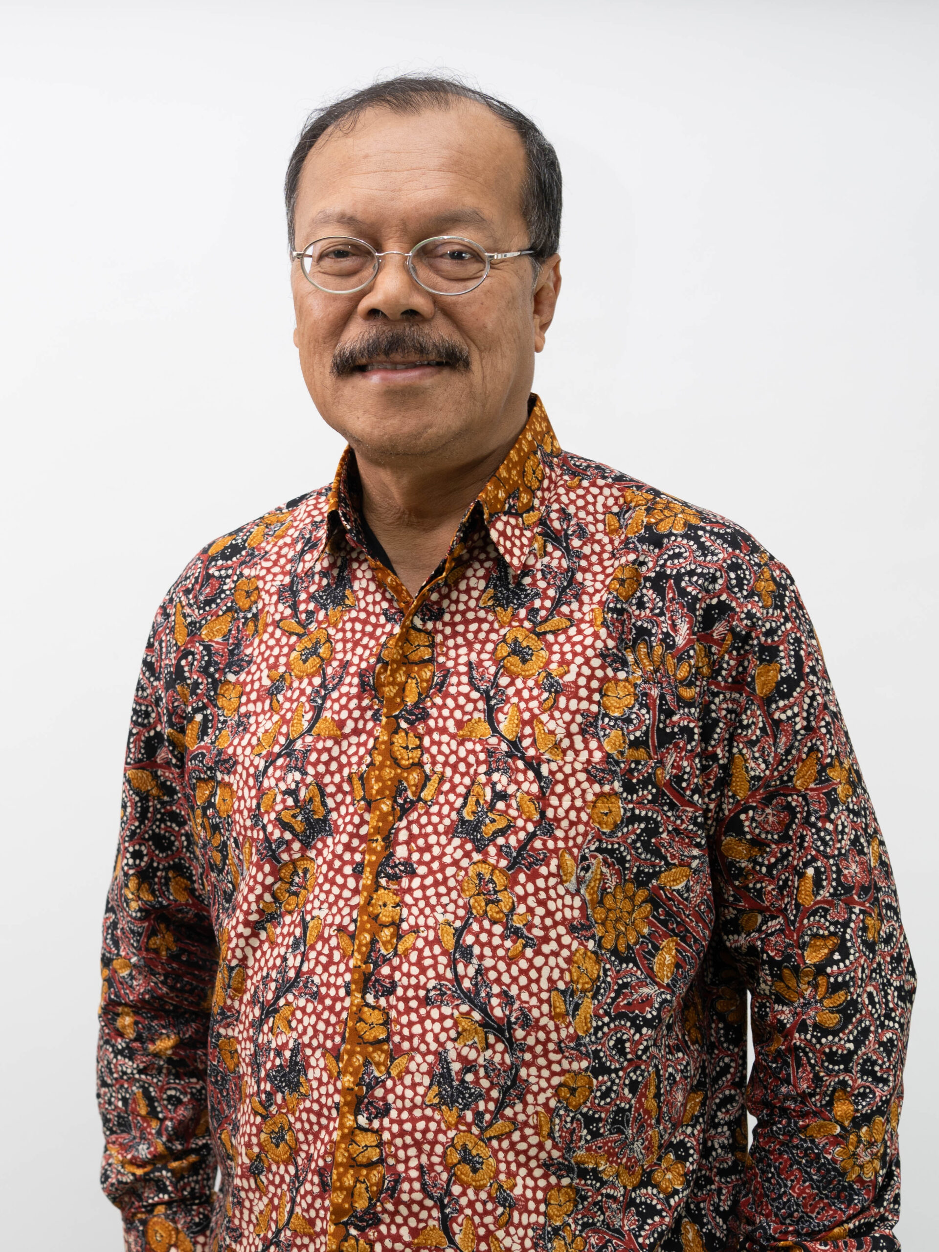 Prof. Dr. Dadang Suganda